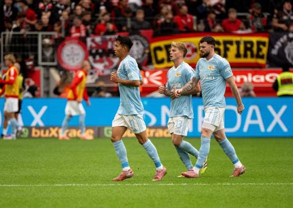 Soccer, Men, Season 2025 2026, 1 Bundesliga 6 Matchday , Bayer 04 Leverkusen 1 FC Union Berlin, v l Woo yeong Jeong 1 FC Union Berlin , Andras Schäfer 1 FC Union Berlin , Oliver Burke 1 FC Union Berlin , 04 10 2025, Copyright: xMatthiasxKochx