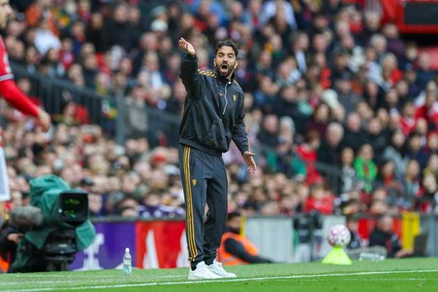 Manchester United, ManU FC v Sunderland AFC, Premier League Manchester United Manager Head Coach Ruben Amorim reacts and gestures during the Manchester United FC v Sunderland AFC English Premier League match at Old Trafford, Manchester, England, United Kingdom on 4 October 2025 Credit: Phil Duncan Every Second Media Editorial use only. All images are copyright Every Second Media Limited. No images may be reproduced without prior permission. All rights reserved. Premier League and Football League images are subject to licensing agreements with Football DataCo Limited. see https: www.football-dataco.com Copyright: xIMAGO EveryxSecondxMediax ESM-1614-0031 PhilxDuncanx xEveryxSecondxMediax