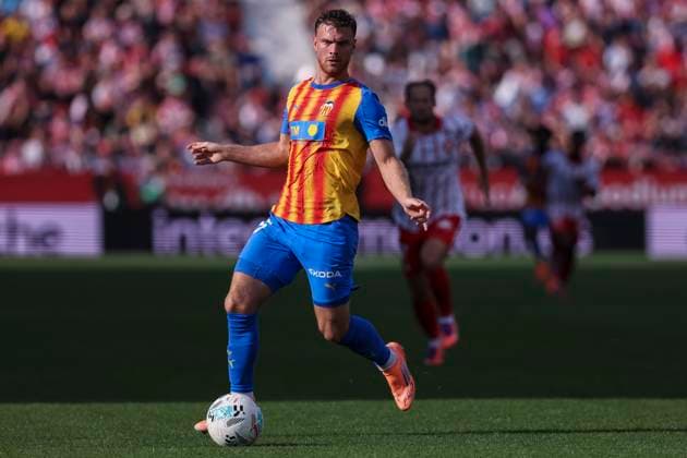 October 4, 2025, Girona, Girona, SPAIN: Lucas Beltran of Valencia CF in action during the Spanish league, La Liga EA Sports, football match played between Girona FC and Valencia CF at Montilivi stadium on October 04, 2025 in Girona, Spain. Girona SPAIN - ZUMAa181 20251004_zaa_a181_064 Copyright: xJavierxBorregox