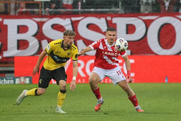 4 Felix Meyer Aachen, l , 18 Erik Engelhardt Energie Cottbus Football 3 Liga 2025 2026 FC Energie Cottbus Alemannia Aachen