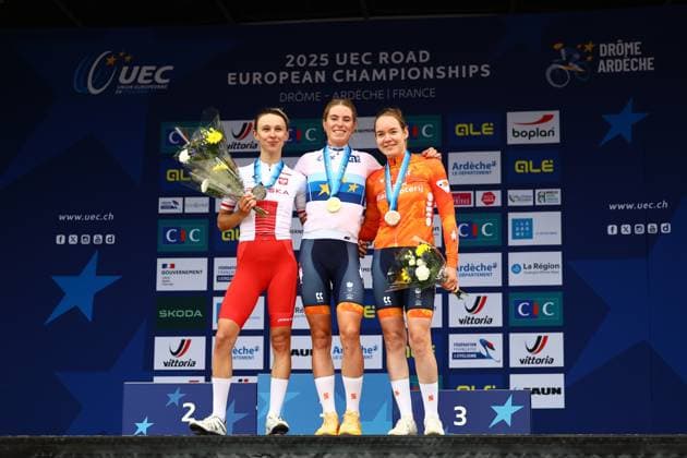 L-R, silver medalist Poland Katarzyna Anna Niewiadoma, Netherlands Demi Vollering and bronze medalist Netherlands Anna Van Der Breggen celebrates on the podium of the Women Elite road race of 116,1 km at the UEC road European cycling championships, Saturday 04 October 2025, in Loriol-sur-Drome, France. The European cycling championships Drome-Ardeche takes place from 1 to 5 October. DAVIDxPINTENS  x136063914x