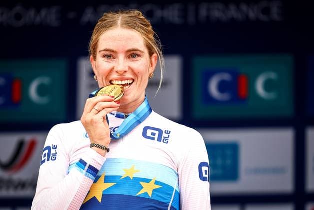 Netherlands Demi Vollering celebrates on the podium with her golden medal after winning the 116,1 km road race of the Women Elite category at the UEC road European cycling championships, Saturday 04 October 2025, in Loriol-sur-Drome, France. The European cycling championships Drome-Ardeche takes place from 1 to 5 October. DAVIDxPINTENS  x136066471x