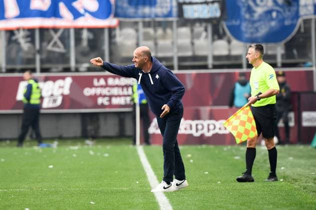 FC Metz v Olympique de Marseille - Ligue 1 McDonald s 2025 2026 Stephane LE MIGNAN (Entraineur Metz FCM) during the Ligue 1 McDonald s match between Metz and Marseille at Stade Saint-Symphorien on October 4, 2025 in Metz, France. Metz France  Copyright: xFEPx 776348156