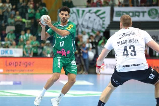 Handball DAIKIN HBL SC DHfK Leipzig SG Flensburg Handewitt 04 10 2025 Ahmed Khairi 17, SC DHfK Leipzig Handball, DAIKIN HBL, 1 Bundesliga, Season 2025 2026, Matchday 7 SC DHfK Leipzig vs SG Flensburg Handewitt on 04 10 2025 at Quarterback Immobilien Arena Leipzig Copyright: xBEAUTIFULxSPORTS JanxKaeferx