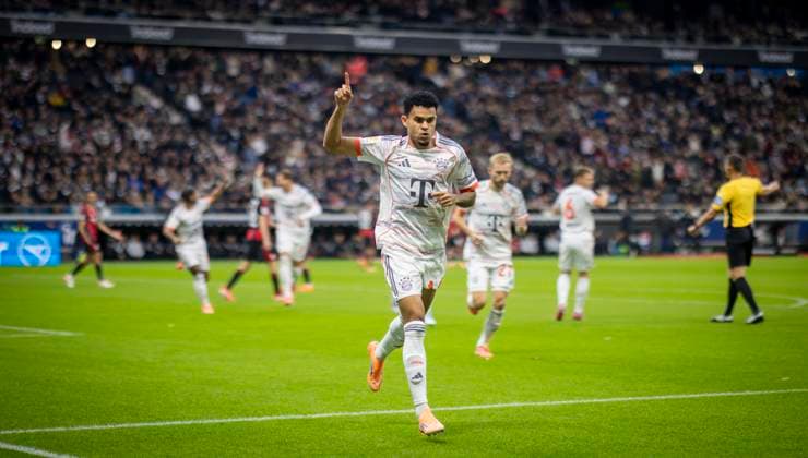 Frankfurt, Germany 04th Oct 2025 Goal celebration Luis Diaz FCB Eintracht Frankfurt FC Bayern München 04 10 2025