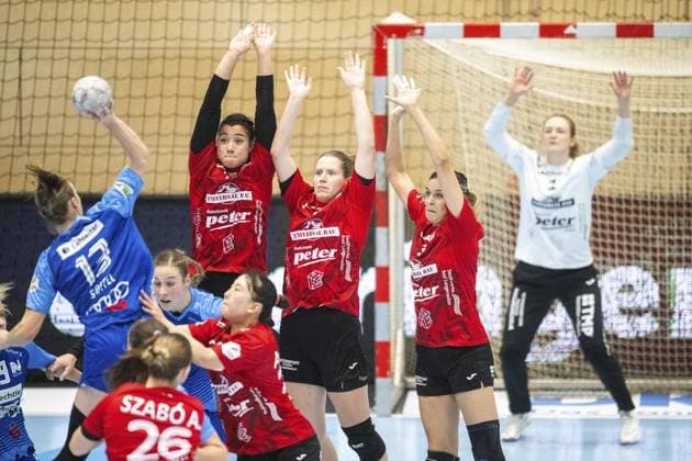 HANDBALL WOMEN 1 BUNDESLIGA 4 SPIELTAG THC SPORT UNION NECKARSULM FOR EDITORIAL PURPOSES ONLY p 04 10 2025 Bad Langensalza Handball Frauen 1 Bundesliga Frauen Saison 2025 2026 Salzhalle 4 Spieltag Thüringer HC Sport Union Neckarsulm im Foto Alicia Soffel 13 Sport Union Neckarsu, Giulia Guarieiro 13 Thüringer HC , Julie Holm 8 Thüringer HC , Anika Niederwieser 14 Thüringer HC , goalkeeper Laura Kuske 11 Thüringer HC Germany Thueringen Bad Langensalza Copyright SaschaxFromm Copyright: SaschaxFromm doc82odcnuvroy14v77mc8v ,EDITORIAL USE ONLY Copyright: SaschaxFromm