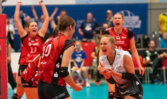 4 10 2025, Volleyball, Women, VBL, 1 VBL, 1 Volleyball Bundesliga, Season 2025 2026, Superchp Final, Dresdner SC SSC Palmberg Schwerin, The players of Dresdner SC celebrate the victory in the Supercup Dresden Margon Arena Saxony Germany