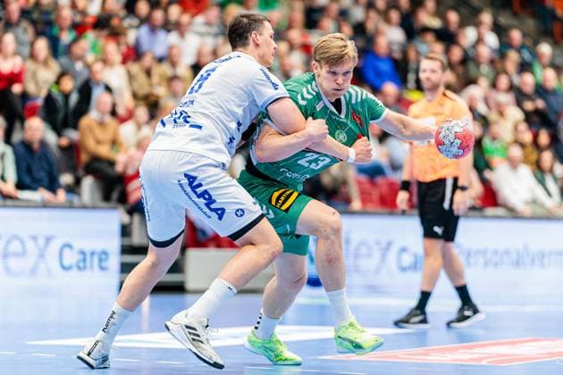 f l Karolis Antanavicius GWD Minden, 08 , Niclas Benedict Heitkamp GWD Minden, 23 in duel GER, GWD Minden vs TBV Lemgo Lippe, Handball, 1 Bundesliga, Matchday 7, Season 2025 2026, 04 10 2025 GER, GWD Minden vs TBV Lemgo Lippe, Handball, 1 Bundesliga, Matchday 7, Season 2025 2026, 04 10 2025 Luebbecke Copyright: xEibner-Pressefoto JanxRollingerx EP_JSK