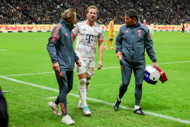 Harry Kane (FC Bayern Muenchen) verlaesst verletzt den Platz, Bundesliga, Eintracht Frankfurt v FC Bayern München, Deutsche Bank Park am 04. October 2025 in Frankfurt am Main, Deutschland. (Foto von Marco Steinbrenner DeFodi Images) Harry Kane (FC Bayern Muenchen) leaves the pitch injured, Bundesliga, Eintracht Frankfurt v FC Bayern München, Deutsche Bank Park, October 4, 2025 in Frankfurt am Main, Germany. (Photo by Marco Steinbrenner DeFodi Images) DFL regulations prohibit any use of photographs as image sequences and or quasi-video. Harry Kane FC Bayern Muenchen leaves the pitch injured, Bundesliga, Eintracht Frankfurt v FC Bayern München, Deutsche Bank Park am 04 October 2025 in Frankfurt am Main, Germany Photo by Marco Steinbrenner DeFodi Images Harry Kane FC Bayern Muenchen leaves the pitch injured, Bundesliga, Eintracht Frankfurt v FC Bayern München, Deutsche Bank Park, October 4, 2025 in Frankfurt am Main, Germany Photo by Marco Steinbrenner DeFodi Images DFL regulations prohibit any use of photographs as image sequences and or quasi video