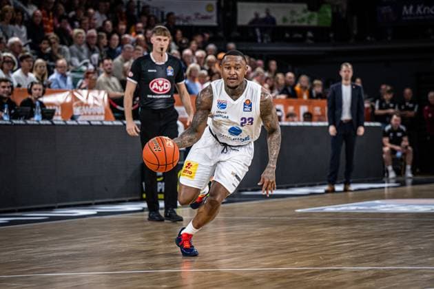 1 Basketball Bundesliga, easyCredit BBL, Season 2025 2026, Men, Main Round, Matchday 3, 04 10 2025, RASTA Vechta SYNTAINICS MBC Charles Callison 23 SYNTAINICS MBC in action Vechta RASTA Dome Lower Saxony Germany