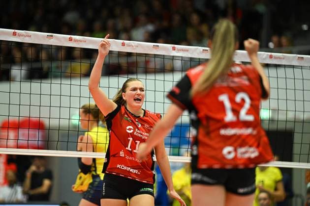 Amanda Siksna Dresdner SC, 11 Dresdner SC vs SSC Palmberg Schwerin, WT Energiesysteme Supercup, Volleyball Bundesliga Damen, Spielzeit 2025 2026, 04 10 2025 Dresdner SC vs SSC Palmberg Schwerin, WT Energiesysteme Supercup, Volleyball Bundesliga Damen, Spielzeit 2025 2026, 04 10 2025 Dresden Copyright: xEibner-Pressefoto xHoepnerx EP_PHR