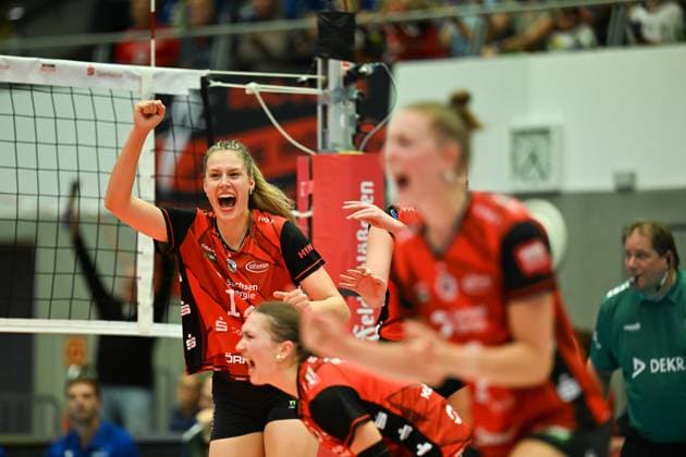 Mette Pfeffer Dresdner SC, 12 Dresdner SC vs SSC Palmberg Schwerin, WT Energiesysteme Supercup, Volleyball Bundesliga Damen, Spielzeit 2025 2026, 04 10 2025 Dresdner SC vs SSC Palmberg Schwerin, WT Energiesysteme Supercup, Volleyball Bundesliga Damen, Spielzeit 2025 2026, 04 10 2025 Dresden Copyright: xEibner-Pressefoto xHoepnerx EP_PHR