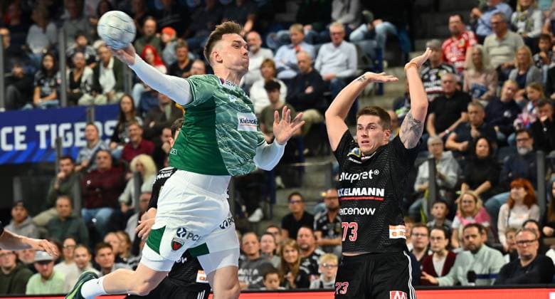 04 10 2025 Handball 1 Bundesliga DAIKIN HBL Season 2025 2026 07 Matchday HC Erlangen Metropolregion Nuremberg HCE Füchse Berlin xwoxzix Lasse Bredekjaer Andersson 11, Füchse Berlin Viggo Kristjansson 73, HC Erlangen HCE