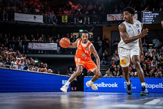 1 Basketball Bundesliga, easyCredit BBL, Season 2025 2026, Men, Main Round, Matchday 3, 04 10 2025, RASTA Vechta SYNTAINICS MBC Alonzo Verge 11 RASTA Vechta in action Vechta RASTA Dome Lower Saxony Germany