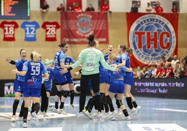 HANDBALL WOMEN 1 BUNDESLIGA 4 SPIELTAG THC SPORT UNION NECKARSULM FOR EDITORIAL PURPOSES ONLY EDITORIAL USE ONLY p 04 10 2025 Bad Langensalza Handball Women 1 Bundesliga Women Season 2025 2026 Salzhalle 4 Spieltag Thüringer HC Sport Union Neckarsulm in the photo Cheering of the players of Sport Union Neckarsulm after the victory Germany Thueringen Bad Langensalza Copyright SaschaxFromm Copyright: SaschaxFromm doc82oe6a1djly1m3tt4hrs ,EDITORIAL USE ONLY Copyright: SaschaxFromm