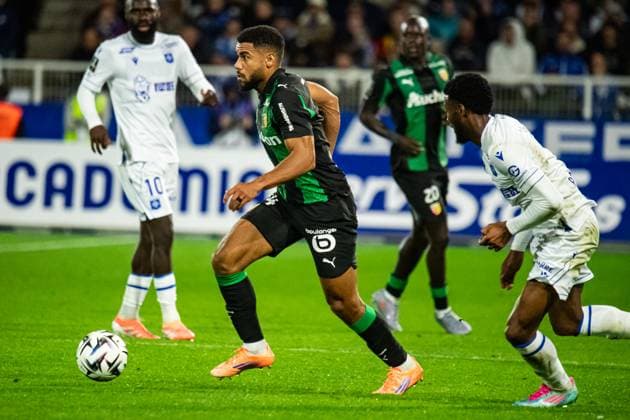 FOOTBALL : AJ Auxerre vs RC Lens - Ligue 1 - JournÃ e 7 - 04 10 2025 Matthieu Udol (RC Lens) AuxerreFrance  Copyright: xBaptistexAutissierx