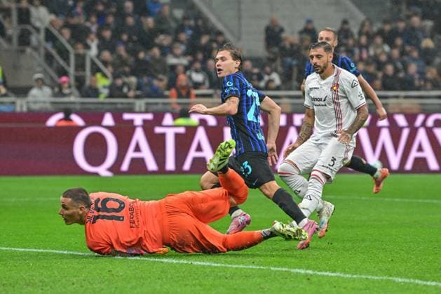 NicoloÂ Barella after the goal during Inter - FC Internazionale vs US Cremonese, Italian soccer Serie A match in Milan, Italy, October 04 2025  Copyright: xTommasoxFimiano IPAxSportx xipa-agency.netx xx IPA_66151811 IPA_Agency_IPA66151811