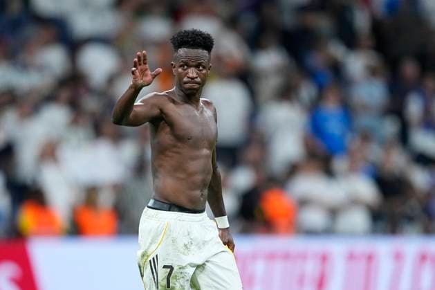 October 4, 2025, Madrid, Madrid, Spain: Vinicius Junior of Real Madrid CF celebrates the victory during the Spanish League, LaLiga EA Sports, football match played between Real Madrid and Villarreal CF at Santiago Bernabeu stadium on October 04, 2025, in Madrid, Spain. Madrid Spain - ZUMAa181 20251004_zaa_a181_400 Copyright: xOscarxJ.xBarrosox