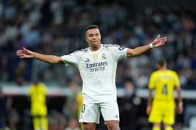 October 4, 2025, Madrid, Madrid, Spain: Kylian Mbappe of Real Madrid CF celebrates a goal during the Spanish League, LaLiga EA Sports, football match played between Real Madrid and Villarreal CF at Santiago Bernabeu stadium on October 04, 2025, in Madrid, Spain. Madrid Spain - ZUMAa181 20251004_zaa_a181_409 Copyright: xDennisxAgyemanx