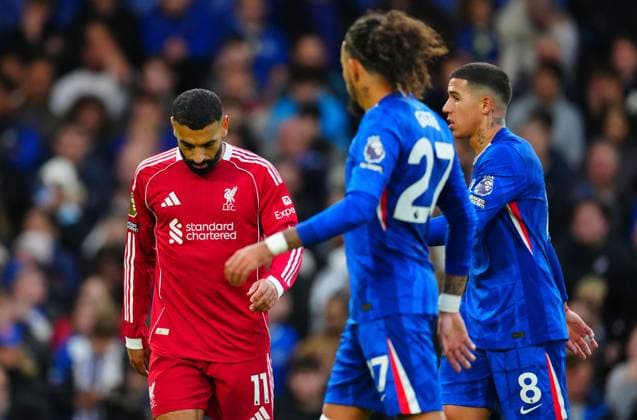 Mo Salah of Liverpool Chelsea v Liverpool, Premier League, Football, Stamford Bridge, London, UK - 04 Oct 2025London Stamford Bridge United Kingdom EDITORIAL USE ONLY No use with unauthorised audio, video, data, fixture lists, club league logos or live services. Online in-match use limited to 120 images, no video emulation. No use in betting, games or single club league player publications. Copyright: xJavierxGarcia Shutterstockx 15515828fq