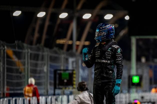 MARINA BAY, SINGAPORE: George Russell, racing for the Mercedes team during the 2025 Formula 1 Singapore Grand Prix at the Marina Bay Street Circuit in Marina Bay, Singapore