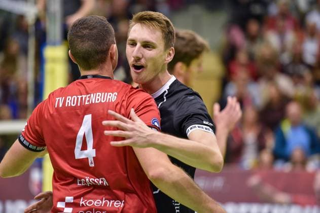Joy, jubilation, Jakob Elsaesser TV Rottenburg, 04 and Robin Leber TV Rottenburg, 11 TV Rottenburg vs SV Schwaig, Volleyball, 2 Bundesliga Sued, Matchday 3, Match 5524, Season 2025 2026, 04 10 2025, TV Rottenburg vs SV Schwaig, Volleyball, 2 Bundesliga Sued, Matchday 3, Match 5524, Season 2025 2026, 04 10 2025 Rottenburg Copyright: xEibner-Pressefoto RalphxKunzex EP_RKE