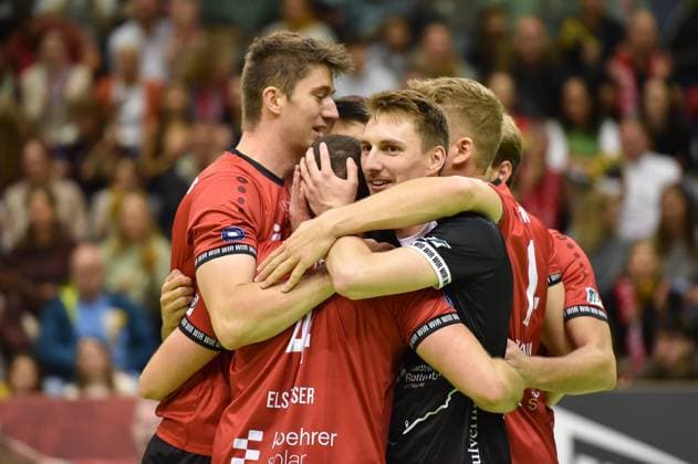 Joy, jubilation, from left Maik Trautmann TV Rottenburg, 06 , Jakob Elsaesser TV Rottenburg, 04 , Robin Leber TV Rottenburg, 11 Timon Schippmann TV Rottenburg, 14 TV Rottenburg vs SV Schwaig, Volleyball, 2 Bundesliga Sued, Matchday 3, Match 5524, Season 2025 2026, 04 10 2025, TV Rottenburg vs SV Schwaig, Volleyball, 2 Bundesliga Sued, Matchday 3, Match 5524, Season 2025 2026, 04 10 2025 Rottenburg Copyright: xEibner-Pressefoto RalphxKunzex EP_RKE