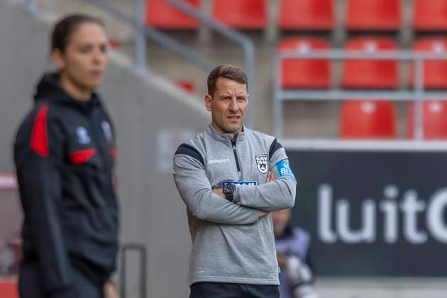 Ingolstadt, Germany 04 October 2025 3 Liga 2025 2026 FC Ingolstadt 04 vs SSV Ulm In the picture Coach Moritz Glasbrenner SSV DFB regulations prohibit any use of photographs as image sequences and or quasi video Audi Sportpark Bayern Copyright: xFotostandx xSchäferx