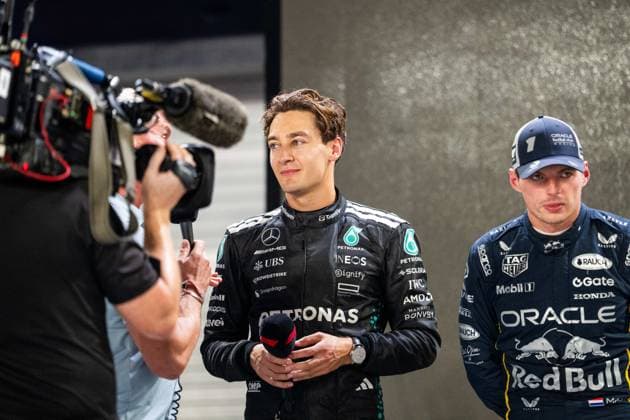 Singapore Grand Prix 2025 George Russell (Gbr) of Mercedes-AMG Petronas F1 Team 63 smiiling on Saturday during Formula 1 Singapore Airlines Singapore Grand Prix 2025 at the Marina Bay Street Circuit on October 4, 2025 . Photo by Antoine Lapeyre ABACAPRESS.COM Singapore Singapore  Copyright: xLapeyrexAntoine ABACAx