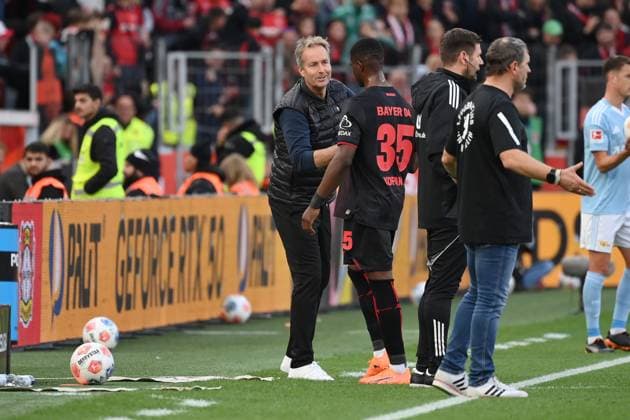 Coach Kasper Hjulmand Bayer 04 Leverkusen with Christian Kofane Bayer 04 Leverkusen 04 10 2025, Soccer 1 Bundesliga, Season 2025 2026, 6 Matchday, Bayer 04 Leverkusen Union Berlin 2 0 DFL regulations prohibit any use of photographs as image sequences and or quasi video Leverkusen BayArena Nordrhein Westfalen Germany Team2