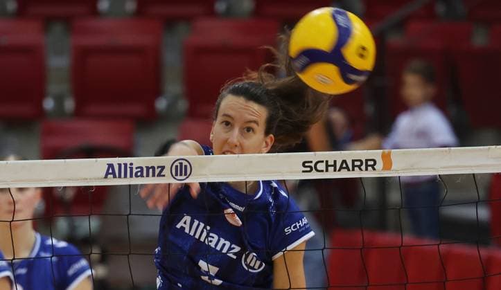 Stuttgart , Volleyball Hummel Cup Allianz MTV Stuttgart vs Viteos NUC Neuchatel , Lydia Grote Allianz