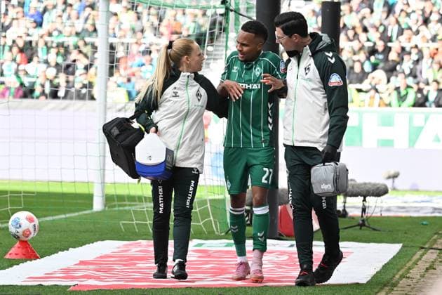 Football, Werder Bremen, Felix Agu out for months with syndesmosis injury - Archive pictures