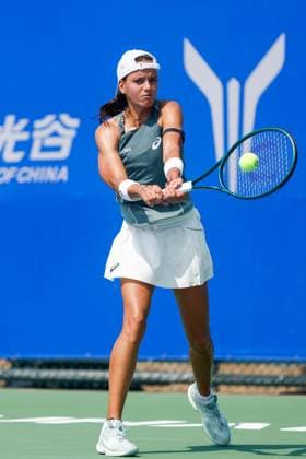 WUHAN, CHINA - OCTOBER 05: Emiliana Arango of Colombia returns a shot in the Women s Singles Qualifying second round match against Antonia Ruzic of Croatia on day 2 of 2025 Wuhan Open at Optics Valley International Tennis Center on October 5, 2025 in Wuhan, Hubei Province of China.  Copyright: xVCGx 111595182636