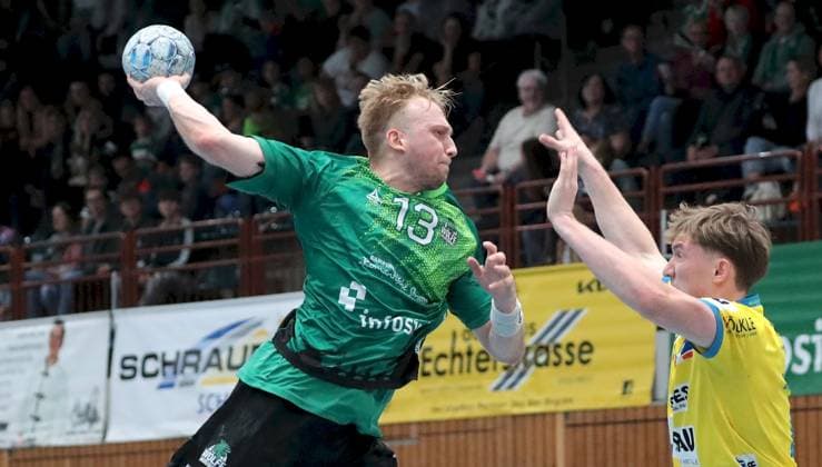 04 10 2025, xfsx, Men, Handball, Season 2025 2026, 3 Liga, Staffel Sued, 7 Matchday Woelfe Wuerzburg SG Pforzheim Eutingen v li Joel Mauch Woelfe Wuerzburg , Hannes Schnepf SG Pforzheim Eutingen Wuerzburg tectake ARENA Bayern Germany