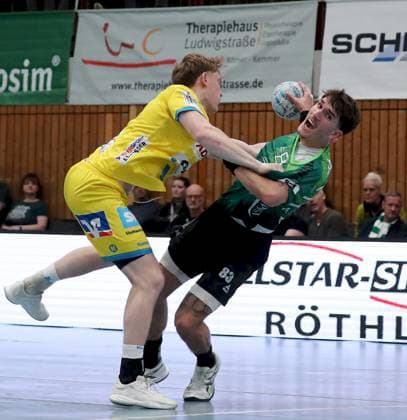 04 10 2025, xfsx, Men, Handball, Season 2025 2026, 3 Liga, Staffel Sued, 7 Matchday Woelfe Wuerzburg SG Pforzheim Eutingen v li Hannes Schnepf SG Pforzheim Eutingen , Alexander Merk Woelfe Wuerzburg Wuerzburg tectake ARENA Bayern Germany