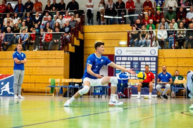 04 10 2025, GER, Volleyball, 2 BL Maenner Sued, Season 2025 2026, Blue Volleys Gotha TSV 1860 Muehldorf a Inn Justus Krausse Blue Volleys Gotha 99867 Gotha Sporthalle Sportanlage Ernesti Thüringen Germany