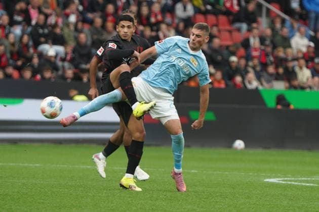 Football, 1 Bundesliga, Season 2025 2026, Bayer 04 Leverkusen 1 FC Union Berlin 04 10 2025, Bayarena Leverkusen Ezequiel Fernandez, Bayer 04 Leverkusen, Andrej Ilic, 1 FC Union Berlin ,