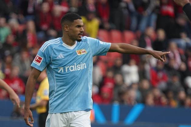 Soccer, 1 Bundesliga, Season 2025 2026, Bayer 04 Leverkusen 1 FC Union Berlin 04 10 2025, Bayarena Leverkusen Danilho Doekhi, 1 FC Union Berlin , Action, Single image