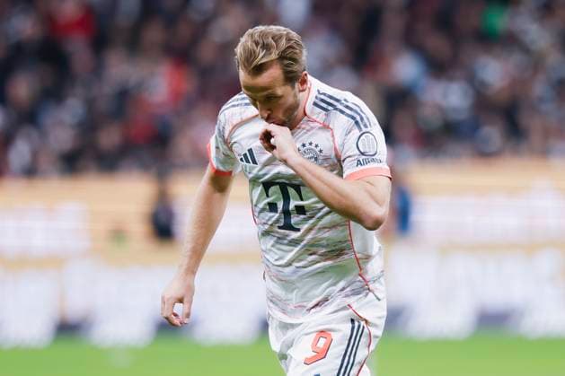 Harry Kane FC Bayern Muenchen, 9 , cheering after his goal to 2 0, jubilant, cheering, jubilating, emotions 04 10 2025, Football, 1 Bundesliga, Eintracht Frankfurt FC Bayern München, GER, Frankfurt am Main, Deutsche Bank Park, DFL REGULATIONS PROHIBIT ANY USE OF PHOTOGRAPHS AS IMAGE SEQUENCES AND OR QUASI VIDEO Copyright: HMBxMedia xHeikoxBecker