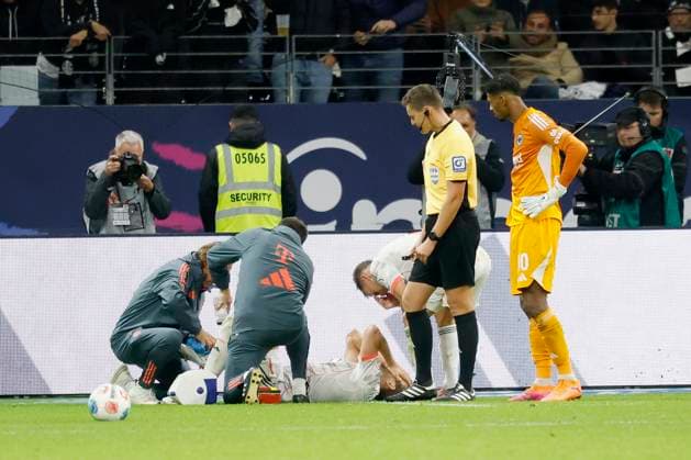 Harry Kane FC Bayern Muenchen, 9 will be treated 04 10 2025, Football, 1 Bundesliga, Eintracht Frankfurt FC Bayern München, GER, Frankfurt am Main, Deutsche Bank Park, DFL REGULATES PROHIBIT ANY USE OF PHOTOGRAPHS AS IMAGE SEQUENCES AND OR QUASI VIDEO Copyright: HMBxMedia xHeikoxBecker