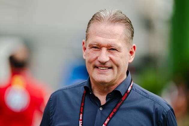 Formula 1 Singapore Grand Prix 2025 Jos Verstappen Father of Max Verstappen 1 (NED) Oracle Red Bull Racing RB21 during the Formula 1 Singapore Airlines Singapore Grand Prix 2025 at the Marina Bay Street Circuit, Singapore on 5 October 2025 Credit: Jun Da Tan Every Second Media Editorial use only. All images are copyright Every Second Media Limited. No images may be reproduced without prior permission. Copyright: xIMAGO EveryxSecondxMediax ESM-1610-0015 JunxDaxTanx xEveryxSecondxMediax