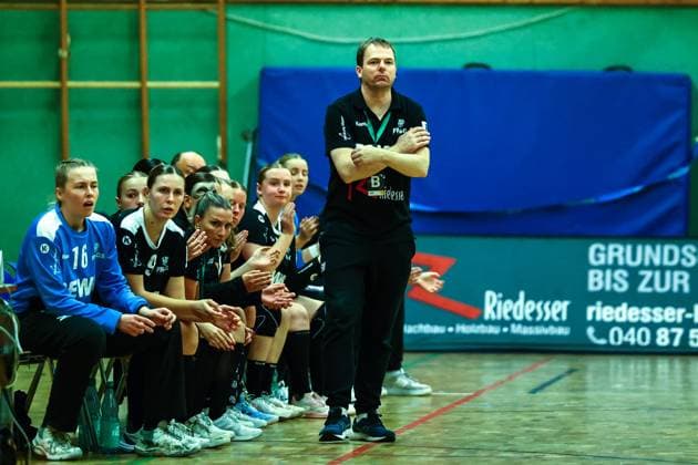 Handball I Women I Season 2025 2026 I 3 Liga Nord I 4 Matchday I SV Henstedt Ulzburg HSG Blomberg Lippe II I 04 10 2025 Sönke Marxen SV Henstedt Ulzburg Copyright: xLobeca RalfxHomburgx