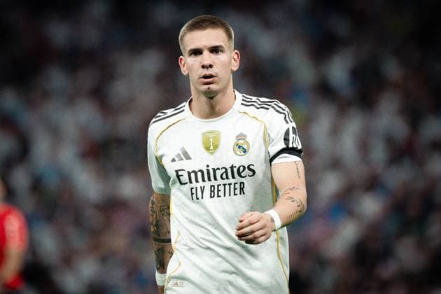 Real Madrid CF v Villarreal CF - LaLiga EA Sports MADRID, SPAIN, OCTOBER 4: Franco Mastantuono of Real Madrid CF during the LaLiga EA Sports match between Real Madrid CF and Villarreal CF at Estadio Santiago Bernabeu on October 4, 2025 in Madrid, Spain. Madrid Estadio Santiago Bernabeu Madrid Spain Copyright: xAlexxPerezx RealMadridVillarreal5oct523