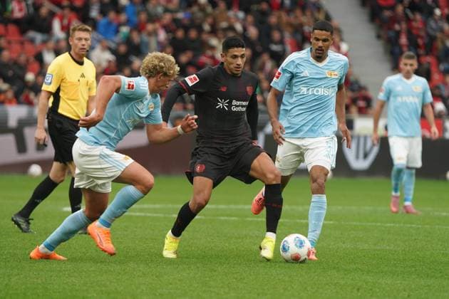 Football, 1 Bundesliga, Season 2025 2026, Bayer 04 Leverkusen 1 FC Union Berlin 04 10 2025, Bayarena Leverkusen Leopold Querfeld, Union Berlin, Ezequiel Fernandez, Bayer 04, Danilho Doekhi, 1 FC Union Berlin ,
