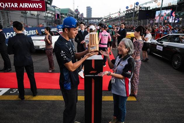 F1 - SINGAPORE GRAND PRIX 2025 ALBON Alexander (tha), Williams Racing FW47, portrait, Marshal Award during the 2025 Formula 1 Singapore Grand Prix, 18th round of the 2025 FIA Formula One World Championship, WM, Weltmeisterschaft from October 3 to 5, 2025 on the Marina Bay Street Circuit, in Singapore - SingaporeSingapore  Copyright: xEricxAlonsox