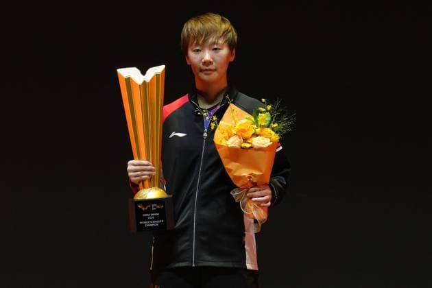 BEIJING, CHINA - OCTOBER 05: Champion Wang Manyu of China poses during the medal ceremony following the Women s Singles Final match against Sun Yingsha of China on day 11 of the WTT China Smash 2025 at Shougang Park on October 5, 2025 in Beijing, China.  Copyright: xVCGx 111595205628