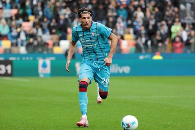 Cagliari s Gennaro Borrelli during the Serie A soccer match between Udinese and Cagliari at the Bluenergy Stadium in Udine, north east Italy - Sunday, October 05,2026 - soccer  Copyright: xAndreaxBressanutti LaPressex