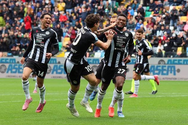 UdineseÕs Christian Kabasele celebrates after scoring the 1-1 goal for his team during the Serie A soccer match between Udinese and Cagliari at the Bluenergy Stadium in Udine, north east Italy - Sunday, October 05,2026 - soccer  Copyright: xAndreaxBressanutti LaPressex