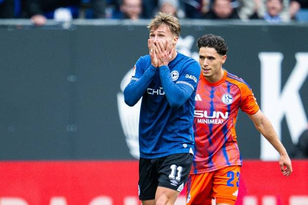 05 10 2025 Soccer, 2025 2026, 2 Bundesliga, 8 Matchday, DSC Arminia Bielefeld FC Schalke 04 Joel Grodowski Bielefeld DFL REGULATIONS PROHIBIT ANY USE OF PHOTOGRAPHS AS IMAGE SEQUENCES AND OR QUASI VIDEO