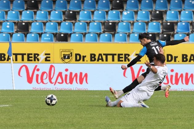 Goal for 1 0 by Ismail Harnafi FSV Frankfurt, No 1 on the after run duel with Milan Petrovich Kickers, No 4 , Goal , Regionalliga, FSV Frankfurt Stuttgarter Kickers, Soccer Regionalliga Südwest 25 26, 11 Matchday, Season 2025 2026, 05 10 2025, Frankfurt PSD Bank Arena Germany